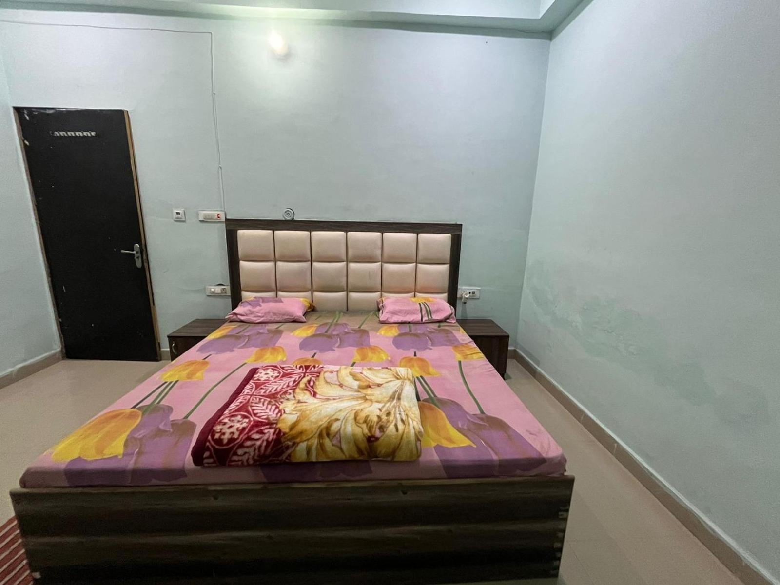 Hotel Shri Ji Baba Ki Haveli Govardhan Exteriér fotografie